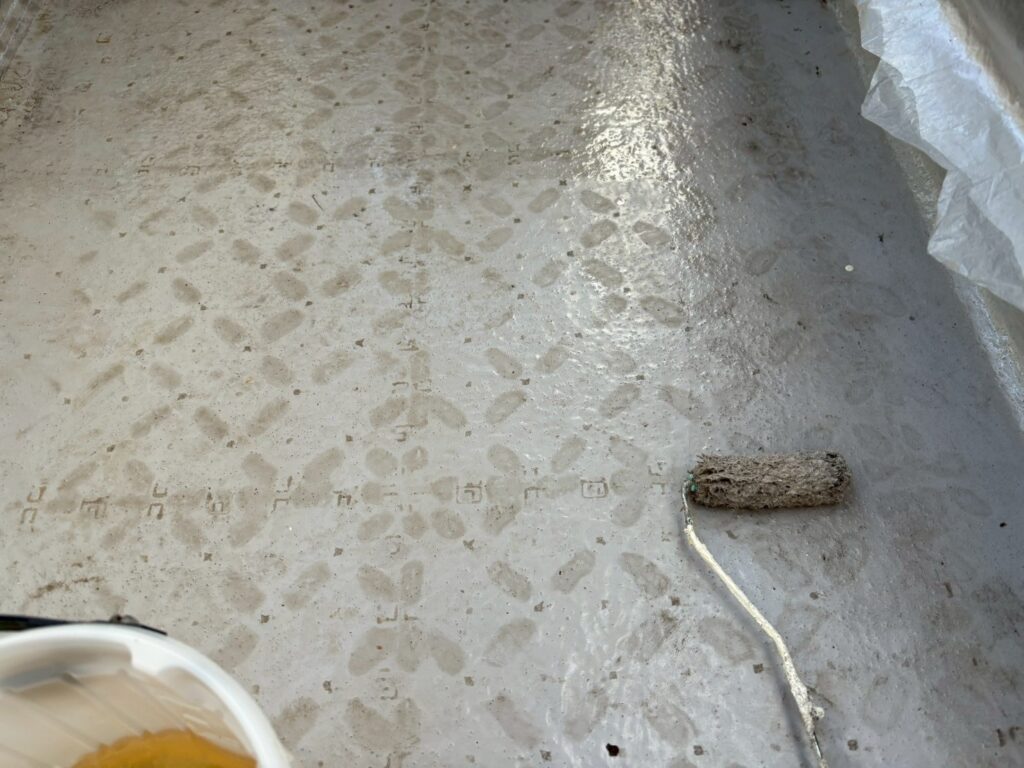 専用プライマー塗布